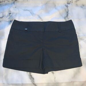 NWOT 10 EXPRESS Black RN 55285 Editor Short